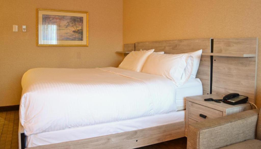 Amenida Residences, YYC 외부 사진